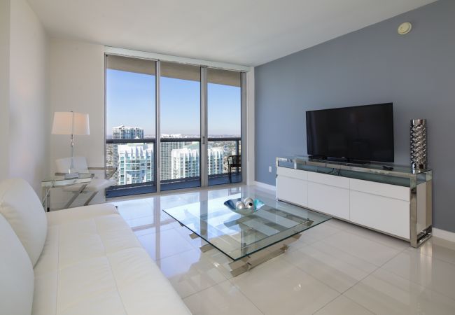  in Miami - Flashstay | Penthouse Downtown | Spa Resort |