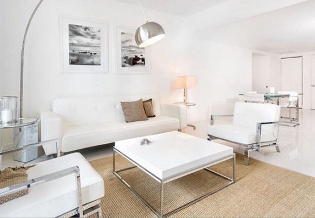  in Miami - White Pearl 1BR in Icon Brickell by FlashStay