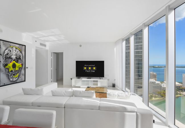  in Miami - Flashstay Centurion | 2BR Downtown | Spa Re
