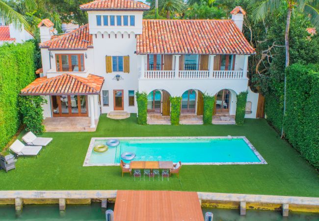 Villa/Dettached house in Miami - Villa Sirena